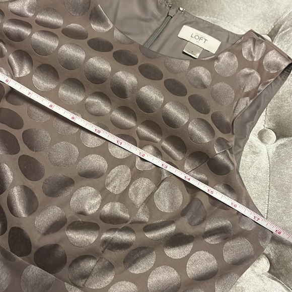 Loft sleeveless fully lined dress in a pewter color, size 4 - Picture 11 of 12